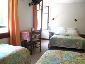 Hotel Restaurant - Acacias Bellevue : Chambre Familiale (2 Adultes et 2 Enfants)