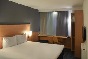 Hotel ibis Amiens Centre Cathedrale : photos des chambres