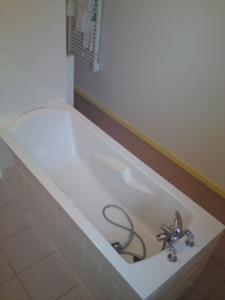 Hotel L'Hostellerie des Lacs : photos des chambres