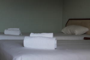 Brit Hotel L'Adresse : photos des chambres
