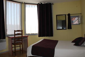 Brit Hotel L'Adresse : photos des chambres