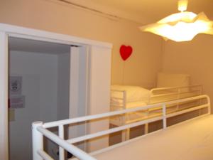 Auberge de jeunesse Nice Art Hotel : Lit Superposé dans un Dortoir pour Hommes de 4 Lits 