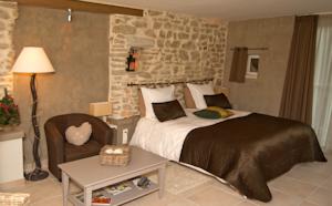 Chambres d'hotes/B&B La Colline aux Cigales : photos des chambres