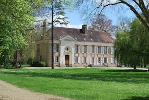 Chambres d'hotes/B&B Abbaye de Vauluisant :  Suite de Luxe avec Balcon