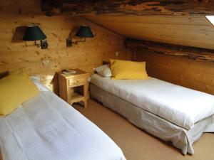 Hotel Le Caprice Des Neiges : Chambre Quadruple