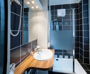 Hotel The Originals Bourges Les Tilleuls (ex Inter-Hotel) : photos des chambres