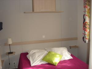 Hebergement Camping Frederic Mistral : photos des chambres