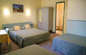Grand Hotel De La Poste : Chambre Familiale (2 Adultes et 2 Enfants)