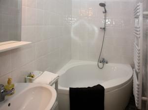 Chambres d'hotes/B&B Chambres d'Hotes La Roumec : Chambre Double Classique