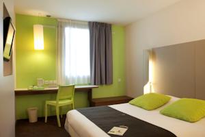 Hotel Campanile Roissy - Aeroport CDG - Le Mesnil Amelot : Chambre Lits Jumeaux Supérieure