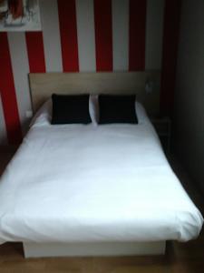 Hebergement Hotel L'Eolienne : photos des chambres