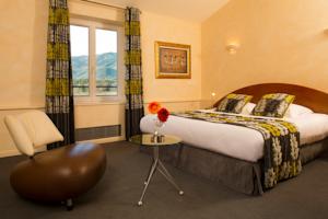 Hotel Auberge Du Roua : Chambre Supérieure - Vue sur Montagne