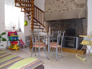 Appartement Gites d'Olbiche : Appartement en Duplex