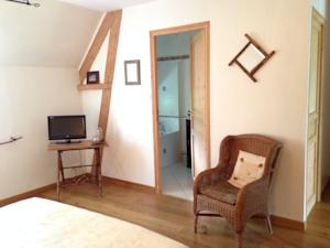 Chambres d'hotes/B&B La Ferme Du Dizacre : photos des chambres
