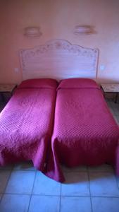 Hotel Les Cavalets : Chambre Triple avec Balcon