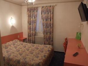 Hotel & Restaurant Azur : photos des chambres