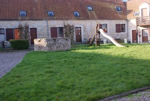 Chambres d'hotes/B&B Gites-Chambres d'Hotes Calypso : Maison de Vacances (3 Adultes)