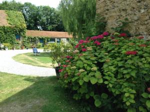 Chambres d'hotes/B&B La Ferme Du Dizacre : photos des chambres