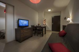 Hebergement Vacanceole - Residence Le Clos du Rocher : photos des chambres