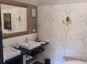 Hebergement Domaine du Lieu des Brocs : photos des chambres
