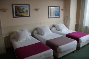 Hotel Aragon : Chambre Triple