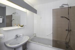 Hotel Hostellerie La Chaumiere : photos des chambres