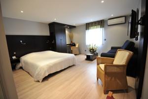Logis Cottage Hotel : Chambre Quadruple