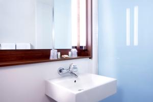Hotel Campanile Belfort Montbeliard - La Jonxion : Chambre Double Supérieure