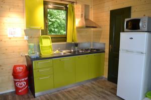 Hebergement Camping du Lac de la Seigneurie : photos des chambres