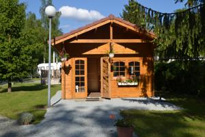 Hebergement Camping du Lac de la Seigneurie : photos des chambres