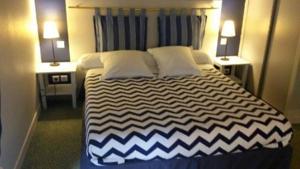 Hotel Restaurant La Promenade : Chambre Double avec Terrasse