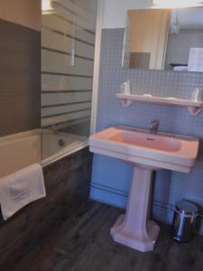 Hotel De France : photos des chambres