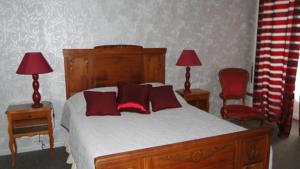Chambres d'hotes/B&B Manoir La Haie Chapeau : Chambre Double avec Salle de Bains Privative