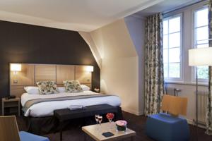 Hotel Chateau de Montvillargenne : Chambre Familiale (2 Adultes et 2 Enfants)