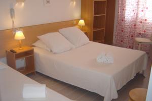 Hotel Le Gambetta : Chambre Triple (2 Adultes & 1 Enfant)