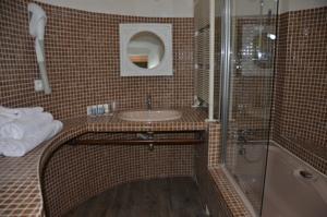 Hotel Chateauzen : photos des chambres