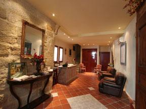 Hotel Hostellerie Provencale : photos des chambres