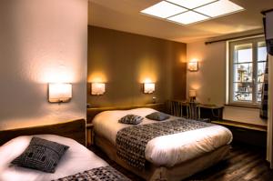 Hotel Le Cheval Rouge : Chambre Triple