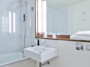 Hotel Campanile Roissy - Saint Witz : photos des chambres
