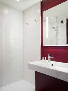 Hotel Median Paris Congres : photos des chambres