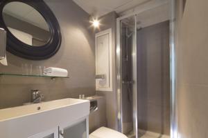 Hotel De La Paix Montparnasse : photos des chambres