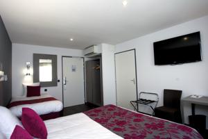 Hotel les Domes - Perpignan Sud by Hosteletour : Chambre Triple Supérieure