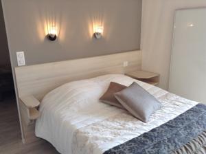 Hotel Restaurant A l'Ange : Chambre Familiale - 2 Chambres Adjacentes