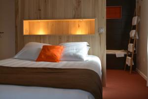 Hotel Les Chambres de l'Ady : Chambre Double Deluxe avec Baignoire