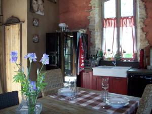Hebergement Charme & Jardin : photos des chambres