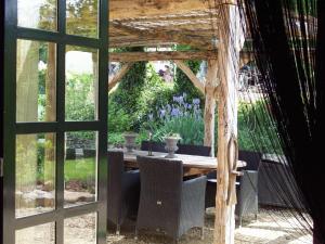 Hebergement Charme & Jardin : photos des chambres