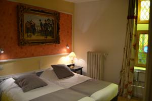 Brit Hotel Comtes De Champagne Centre Historique : photos des chambres