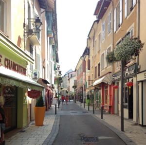 Appartements Centre Ville - Parking : photos des chambres