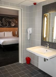 Hotel Ibis Saint-Genis-Pouilly Geneve : Chambre Lits Jumeaux Classique