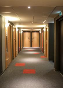 Hotel Ibis Saint-Genis-Pouilly Geneve : photos des chambres